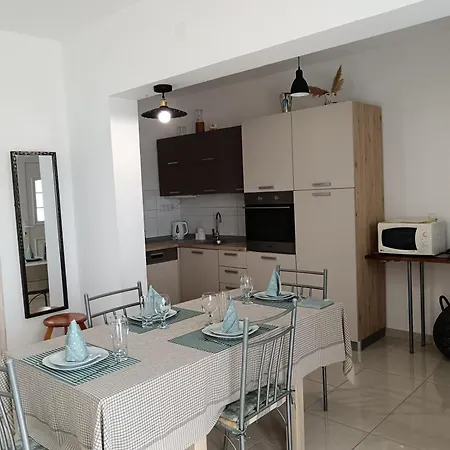 Marijan - 아파트 르티나